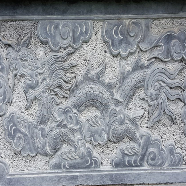 mẫu hoa văn rồng được khắc trên mộ 